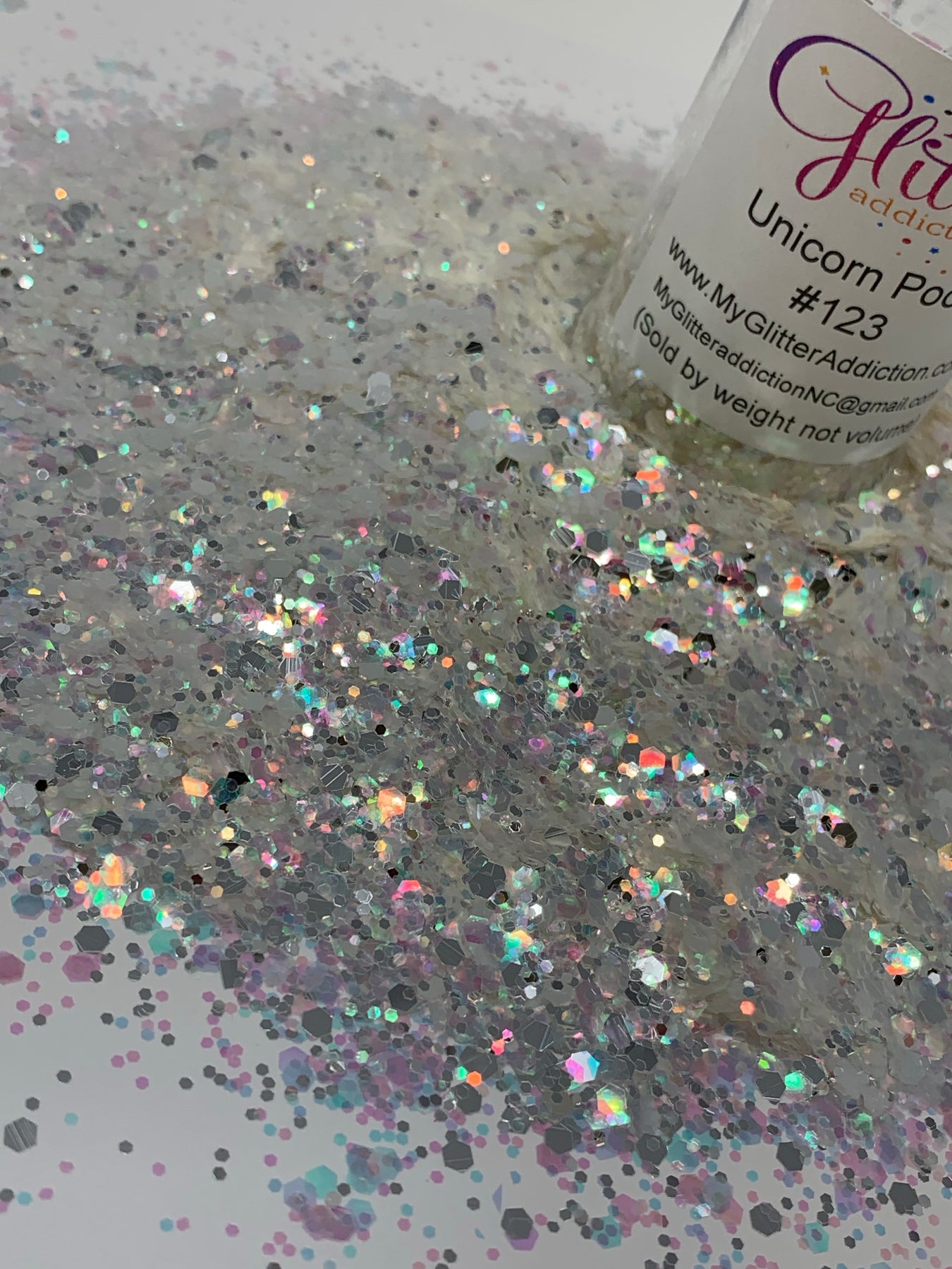 HOLOGRAPHIC GLITTER